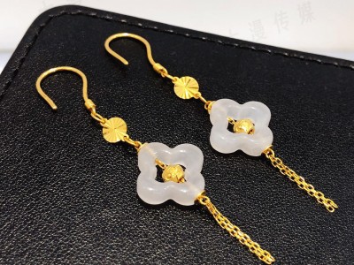 足金999镶嵌精选和田玉