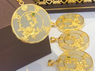 足金999镶嵌精选和田玉