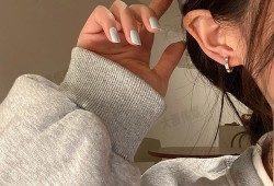 18K金钻石耳圈