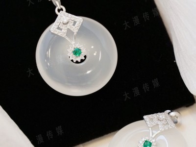 好看又好运的高冰玉髓超纯欲的新中式银镶玉髓配送一条银链子